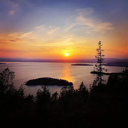 Charlet With Private And Stunning View! Nes (Buskerud)
